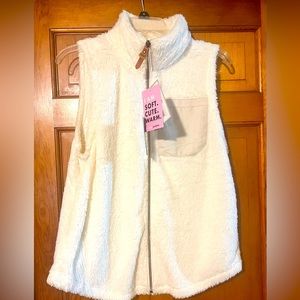 🌱🐇Vegan Zip-Up Vest, NWT